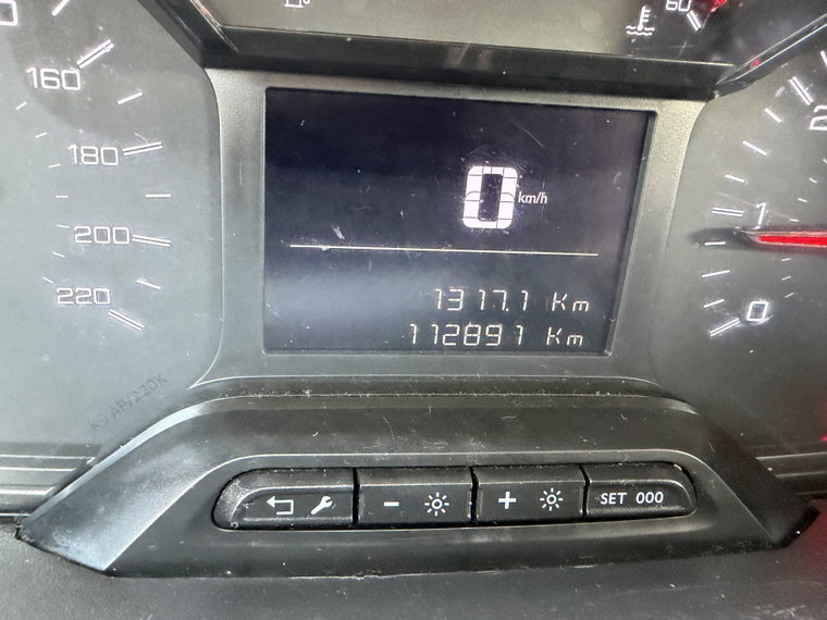 Vehicle Image 26