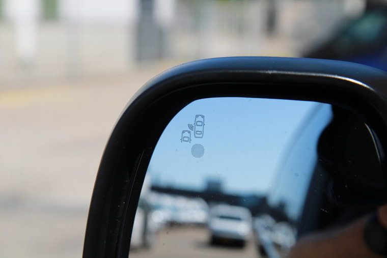 Vehicle Image 18