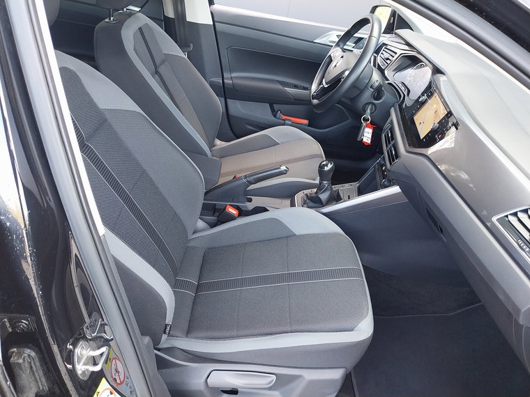 Vehicle Image 31