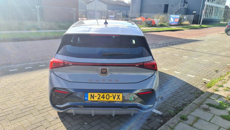 Vehicle Image 13