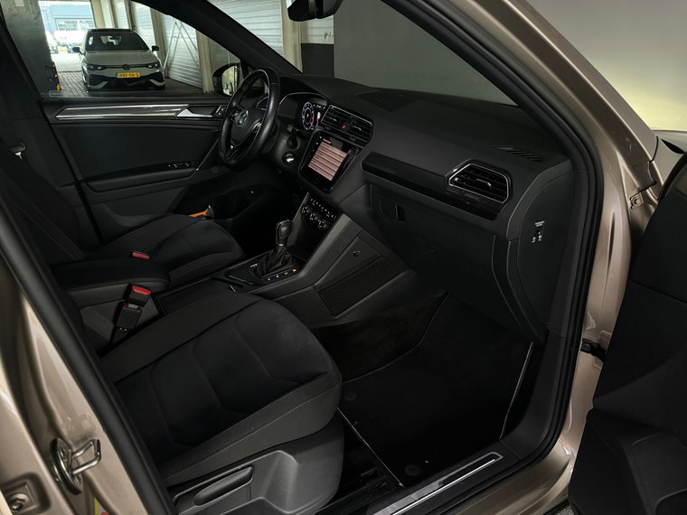 Vehicle Image 39