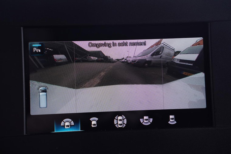 Vehicle Image 39