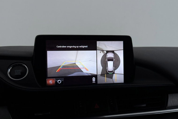 Vehicle Image 23