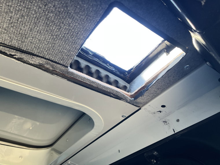 Vehicle Image 37