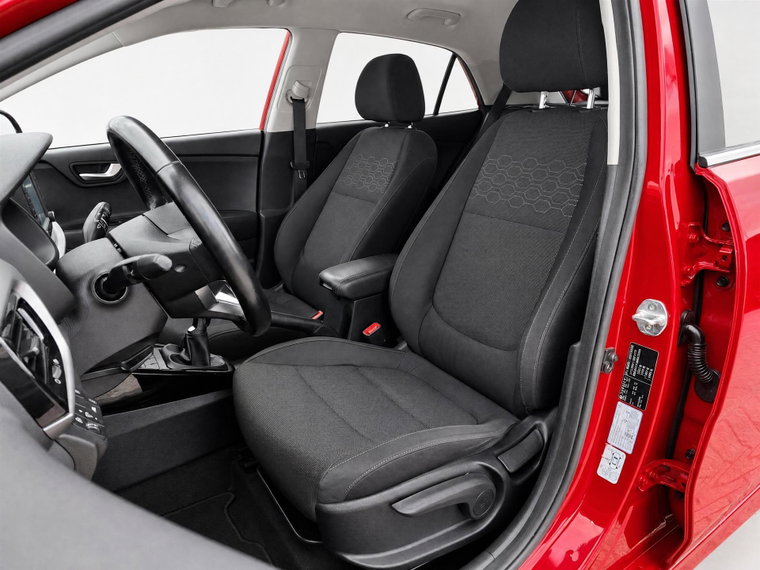 Vehicle Image 12