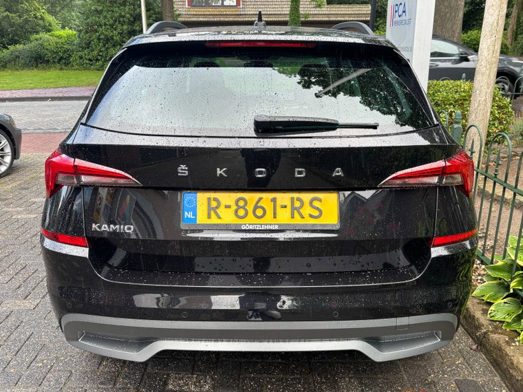 Vehicle Image 33