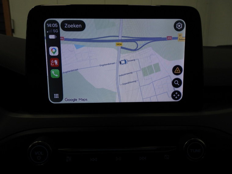 Vehicle Image 7