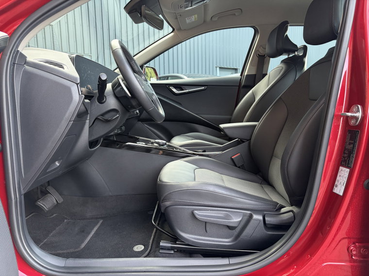 Vehicle Image 50
