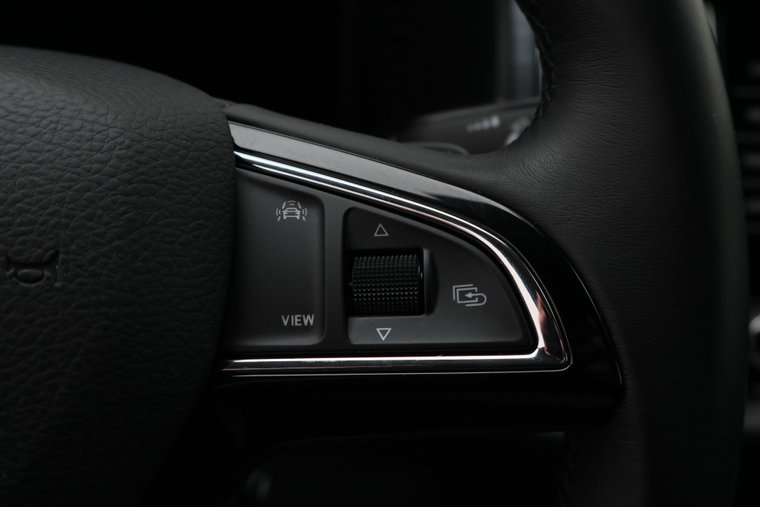 Vehicle Image 38