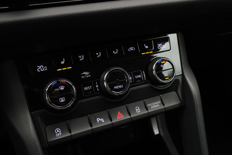 Vehicle Image 48