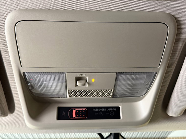 Vehicle Image 33