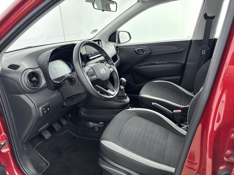 Vehicle Image 19