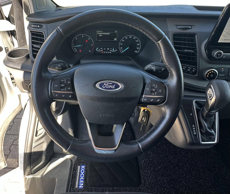 Vehicle Image 18