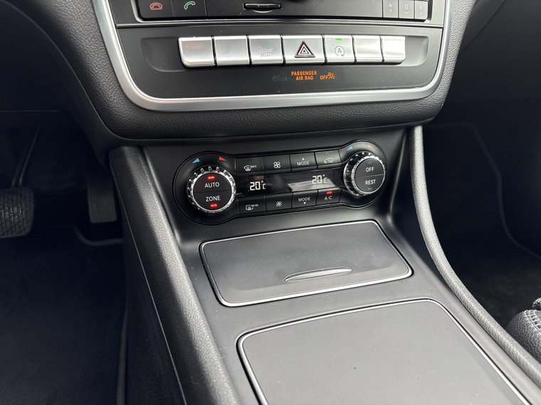 Vehicle Image 27
