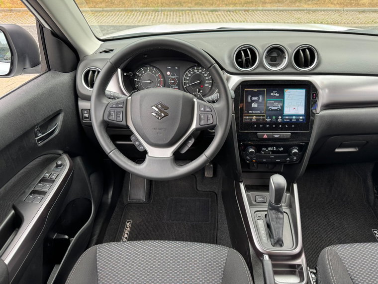 Vehicle Image 23