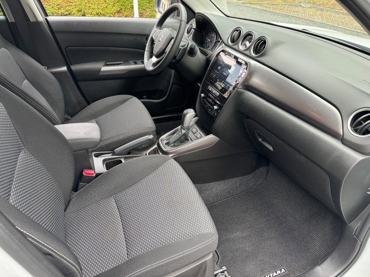 Vehicle Image 27