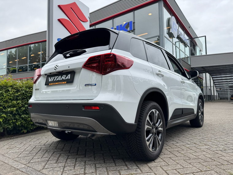 Vehicle Image 8