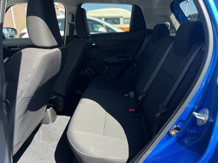 Vehicle Image 22