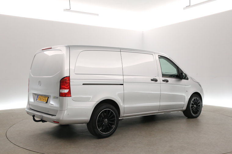Vehicle Image 27