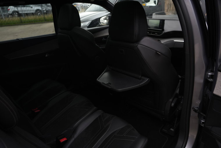 Vehicle Image 26