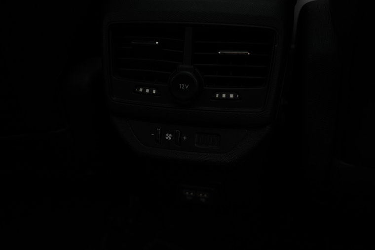 Vehicle Image 27