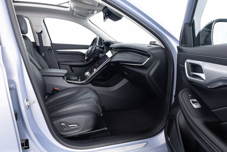 Vehicle Image 7