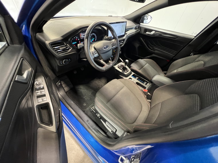 Vehicle Image 37