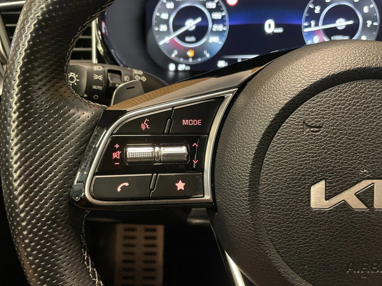 Vehicle Image 38