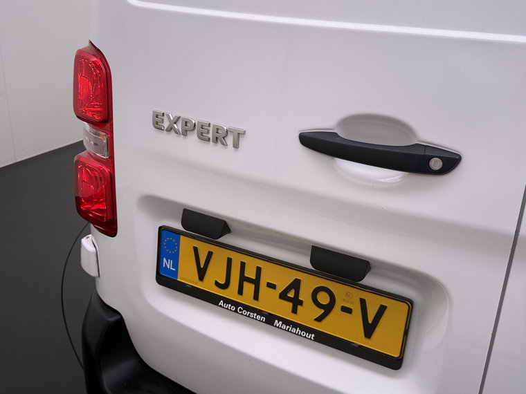 Vehicle Image 29