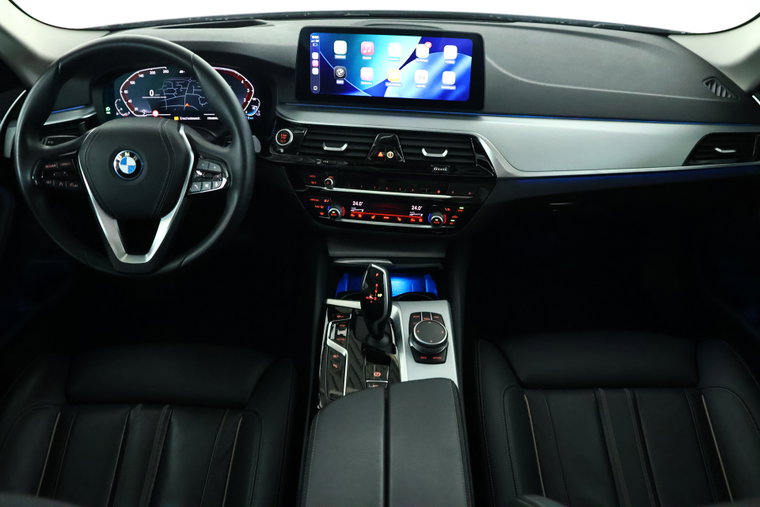 Vehicle Image 18