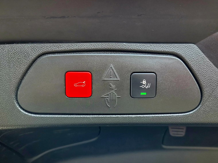 Vehicle Image 48