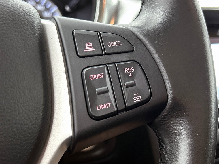 Vehicle Image 17