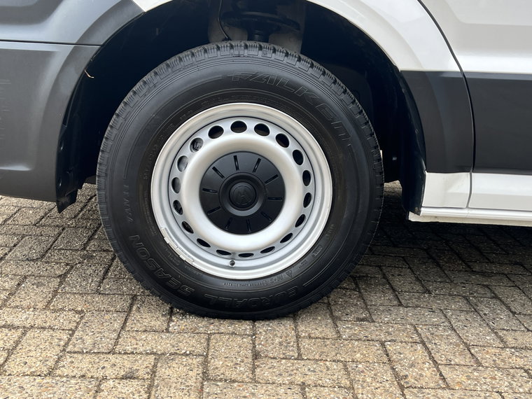 Vehicle Image 26