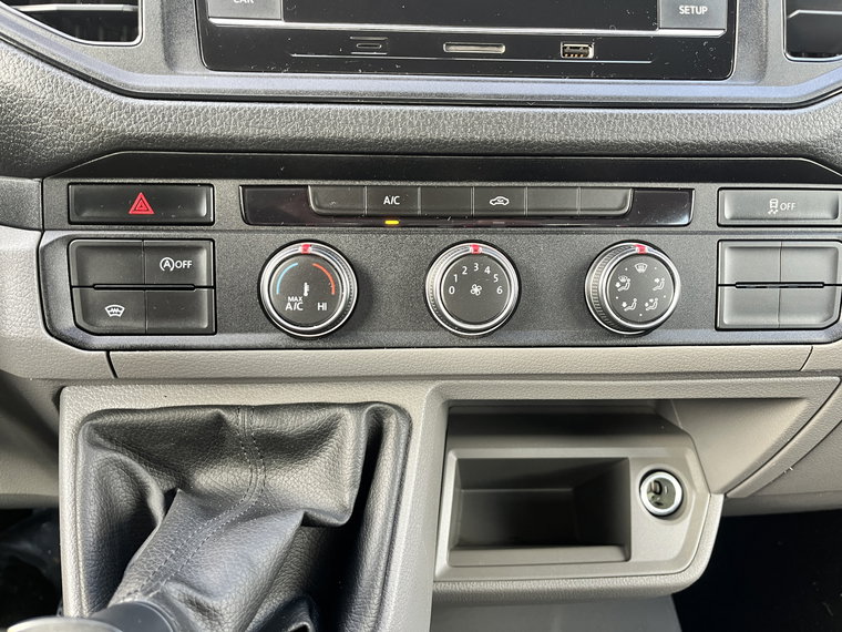 Vehicle Image 33