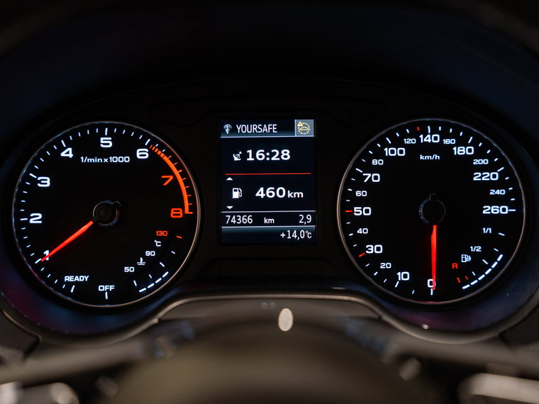 Vehicle Image 30