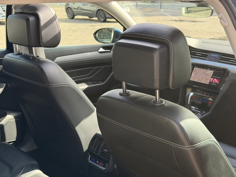 Vehicle Image 33
