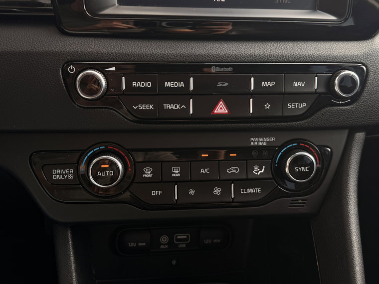 Vehicle Image 26