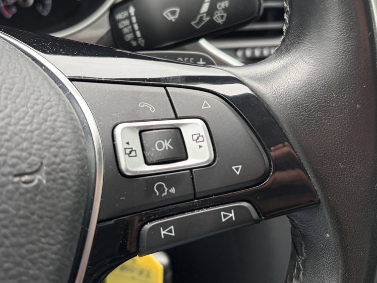 Vehicle Image 28
