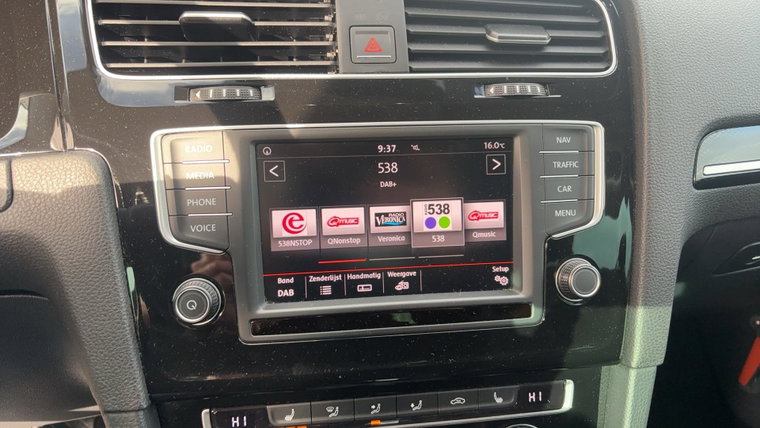 Vehicle Image 9