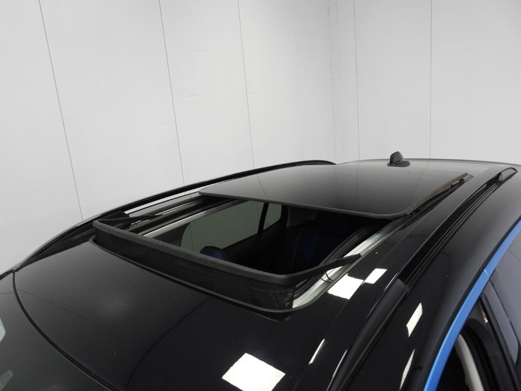 Vehicle Image 40