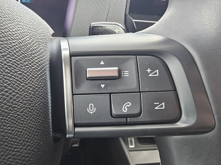 Vehicle Image 40