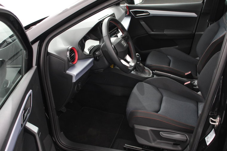 Vehicle Image 21