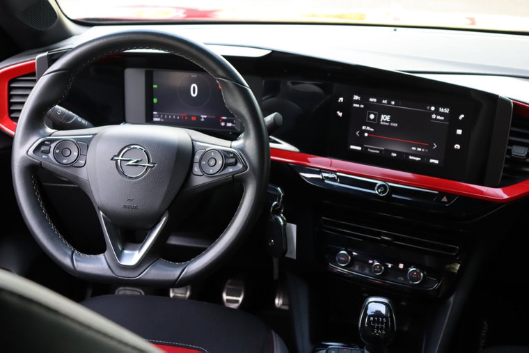 Vehicle Image 14