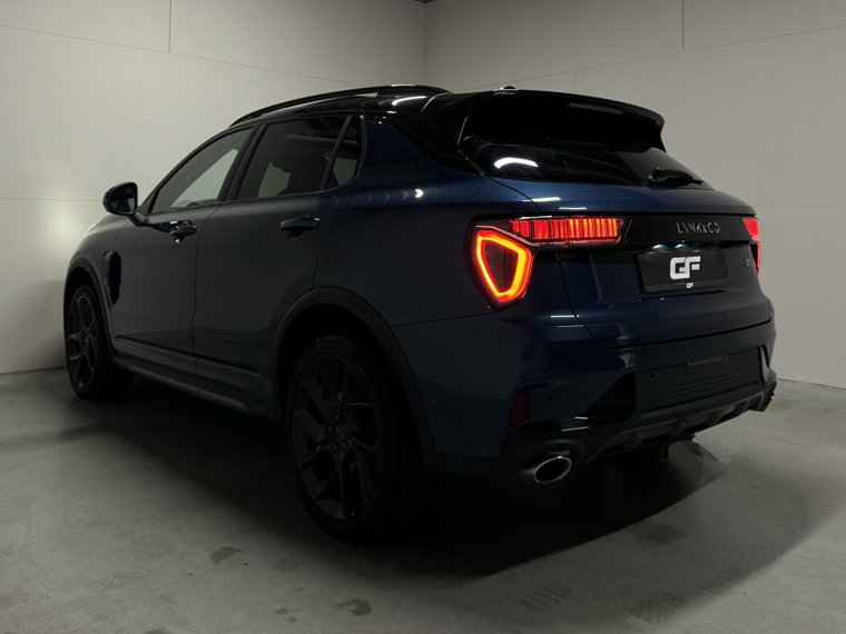 Vehicle Image 14