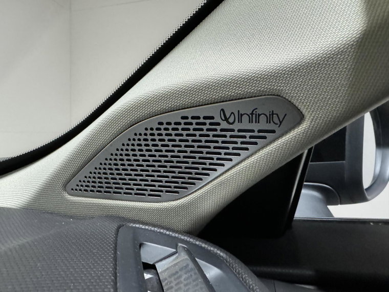 Vehicle Image 39