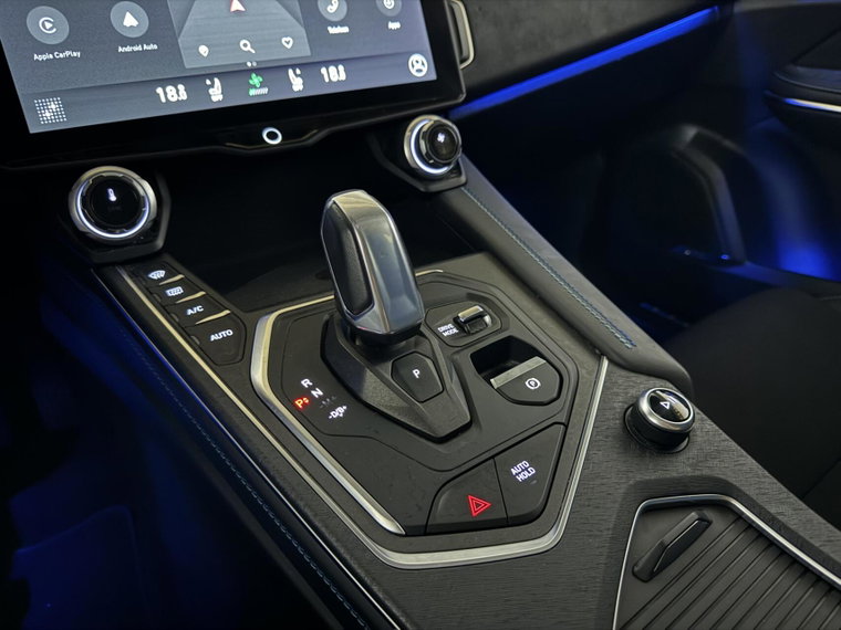 Vehicle Image 40