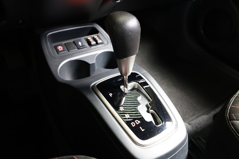 Vehicle Image 22