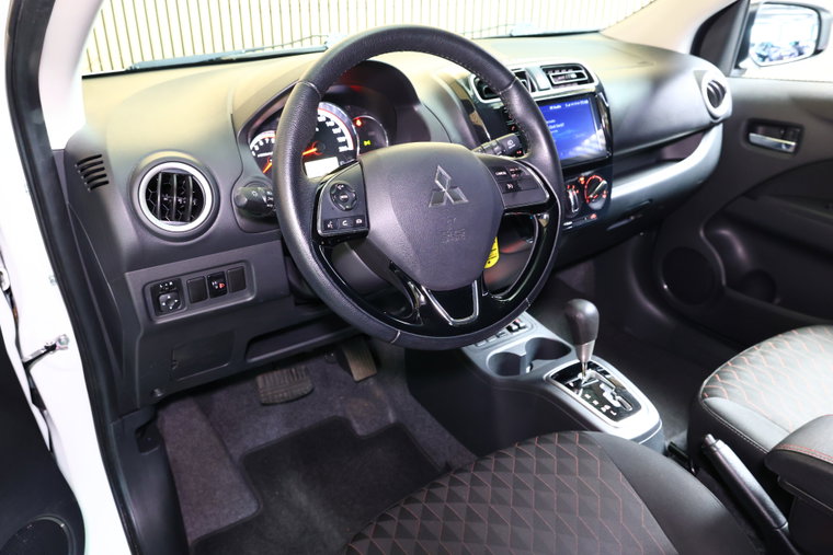 Vehicle Image 23