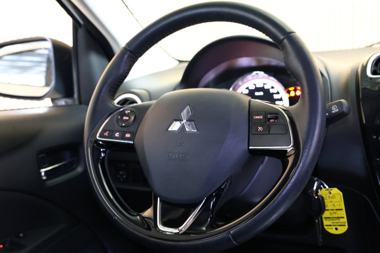 Vehicle Image 26