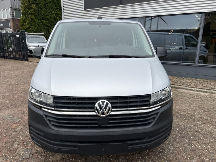 Vehicle Image 28